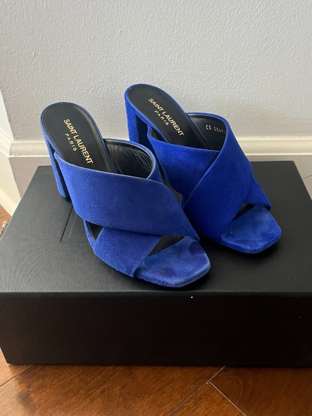 Saint Laurent LouLou 95 Mule Sandal - Cobalt Blue Suede
